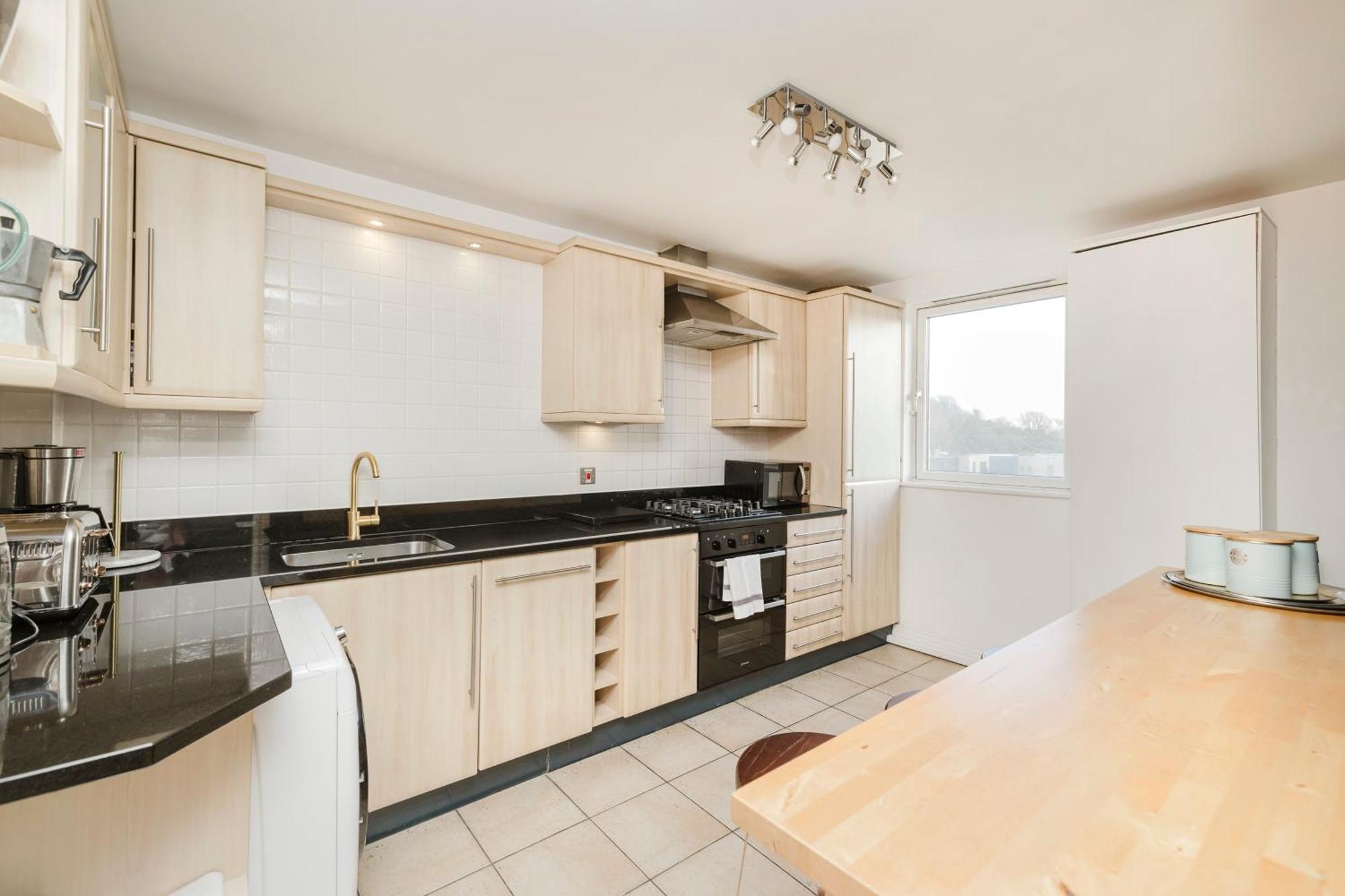 Joivy Stylish Apartment With Balcony In Old Town Εδιμβούργο Εξωτερικό φωτογραφία