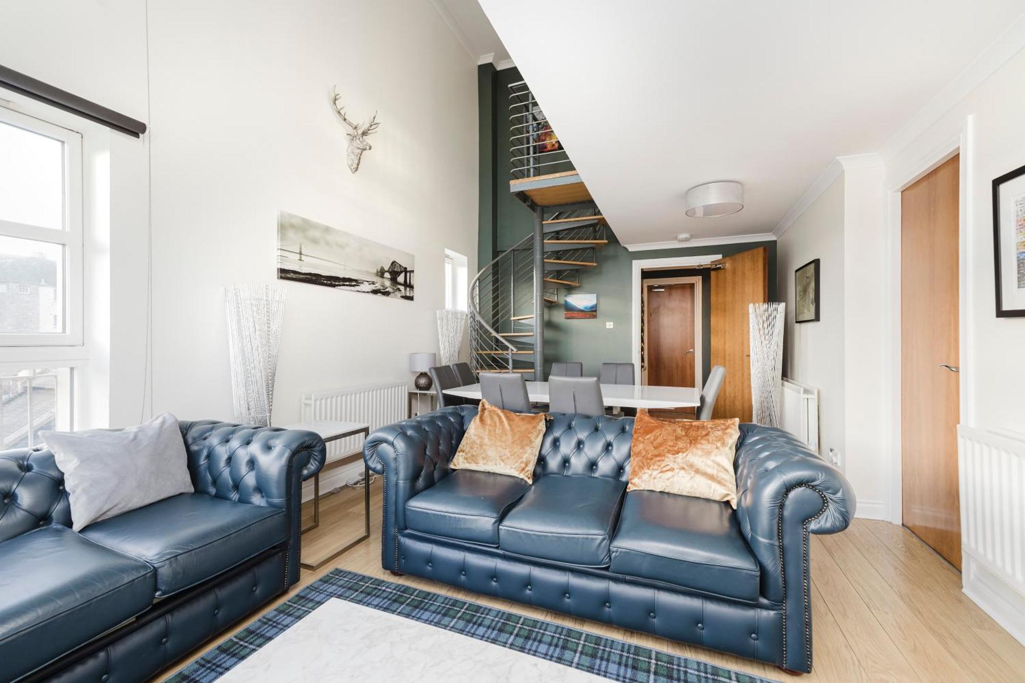 Joivy Stylish Apartment With Balcony In Old Town Εδιμβούργο Εξωτερικό φωτογραφία